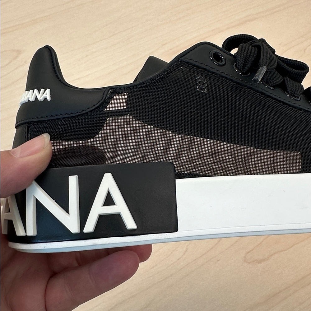 Dolce & Gabbana Black and White Logo Sneakers, new in box. Dust bag included - Picture 8 of 14